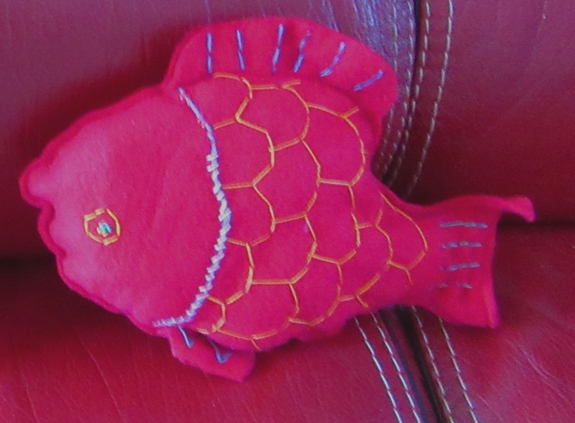 Doudou poisson rouge 1
